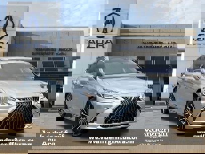 Used 2023 Lexus ES 300h w/ Premium Package