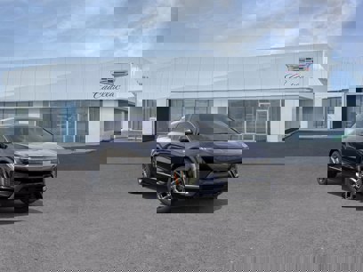 New 2025 Cadillac Optiq Luxury 1