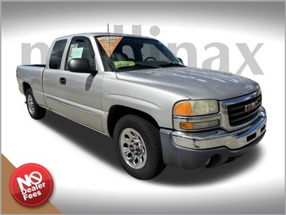 Used 2005 GMC Sierra 1500 SLE w/ Light Duty Power Package