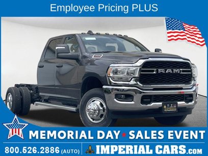 New 2024 RAM 3500 Tradesman w/ Chrome Appearance Group
