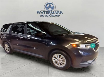 Used 2024 Kia Carnival LX