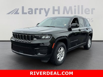 Used 2023 Jeep Grand Cherokee Laredo
