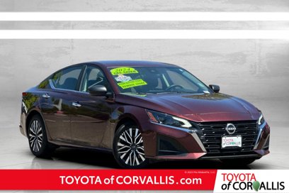 Used 2024 Nissan Altima 2.5 SV