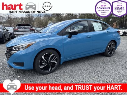 New 2025 Nissan Versa SR w/ Trunk Package