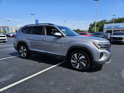 Used 2024 Volkswagen Atlas SE