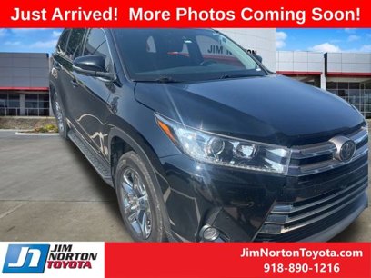 Used 2018 Toyota Highlander Limited Platinum