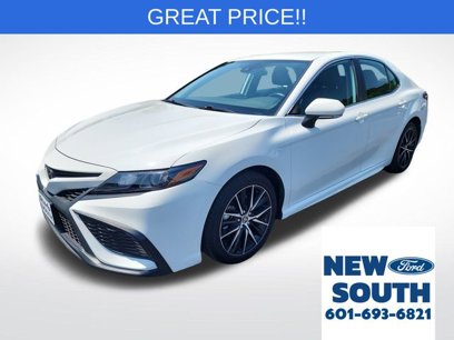 Used 2023 Toyota Camry SE