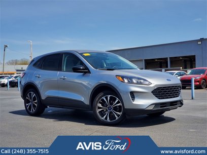 Used 2022 Ford Escape SE w/ SE Sport Appearance Package