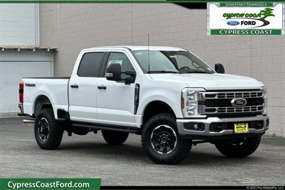 New 2025 Ford F250 4x4 Crew Cab Super Duty