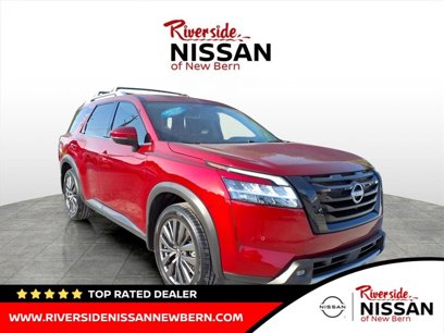 Used 2022 Nissan Pathfinder SL