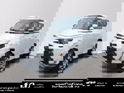 New 2025 Kia Soul LX