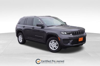 Certified 2023 Jeep Grand Cherokee Laredo w/ Luxury Tech Group I