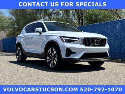 New 2025 Volvo XC40 B5 Plus w/ Protection Package