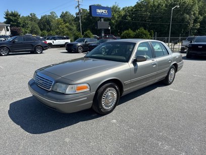 Used 2001 Ford Crown Victoria