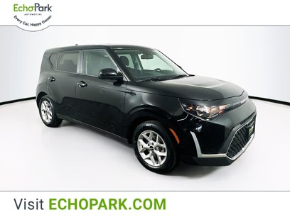 Used 2023 Kia Soul LX w/ LX Technology Package