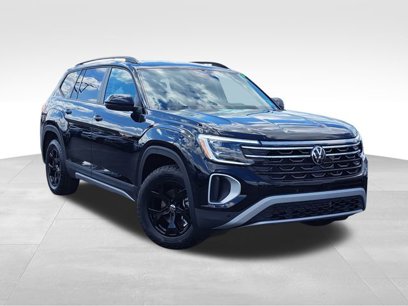 New 2025 Volkswagen Atlas Peak Edition SE