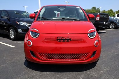 New 2024 FIAT 500 e (RED)