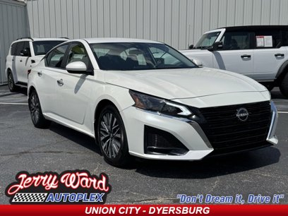 Used 2023 Nissan Altima 2.5 SV