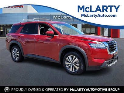 Used 2022 Nissan Pathfinder SL