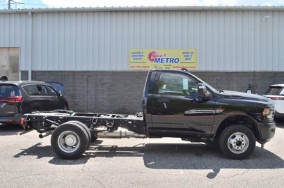 New 2023 RAM 3500 Tradesman