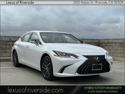 New 2025 Lexus ES 300h w/ Premium Package