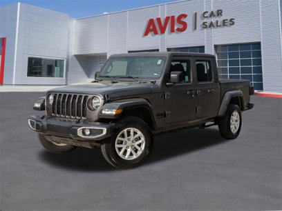 Used 2023 Jeep Gladiator Sport