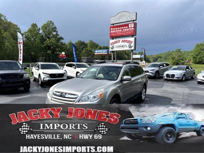 Used 2014 Subaru Outback 2.5i Limited w/ Moonroof Package