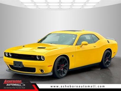 Used 2017 Dodge Challenger R/T Scat Pack w/ Leather Interior Group