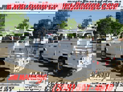 New 2024 RAM 3500 Tradesman w/ Chrome Appearance Group