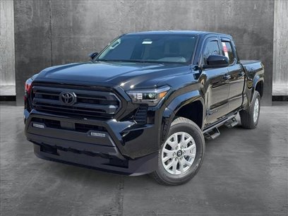 New 2025 Toyota Tacoma SR5