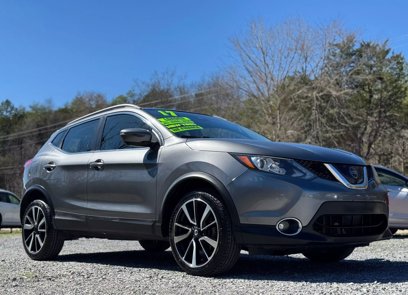 Used 2017 Nissan Rogue Sport SL w/ SL Premium Package