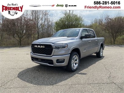 New 2025 RAM 1500 4x4 Crew Cab