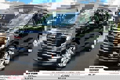 New 2025 GMC Acadia Elevation w/ Elevation Premium Package