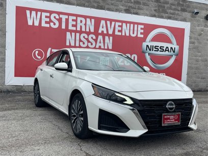 Used 2023 Nissan Altima 2.5 SV