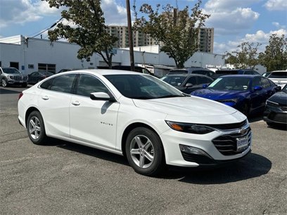 New 2025 Chevrolet Malibu LS