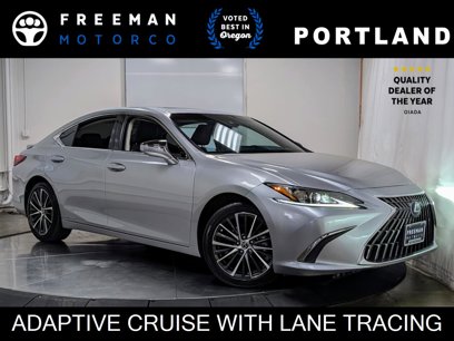 Used 2022 Lexus ES 300h w/ Premium Package