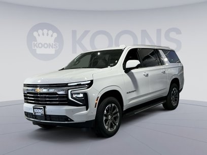 New 2025 Chevrolet Suburban LT w/ Comfort Package
