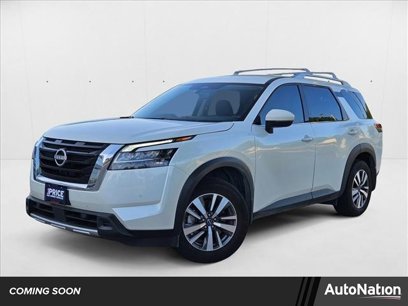 Used 2024 Nissan Pathfinder SL
