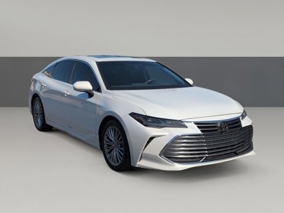 Used 2019 Toyota Avalon XLE
