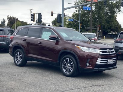 Used 2019 Toyota Highlander XLE
