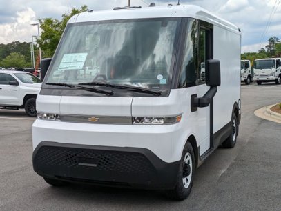 New 2025 Chevrolet Brightdrop 400 w/ Power Door Package