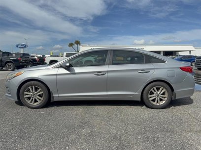 Used 2015 Hyundai Sonata SE w/ Option Group 09