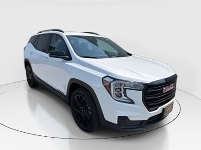 Used 2023 GMC Terrain SLE w/ Driver Convenience Package