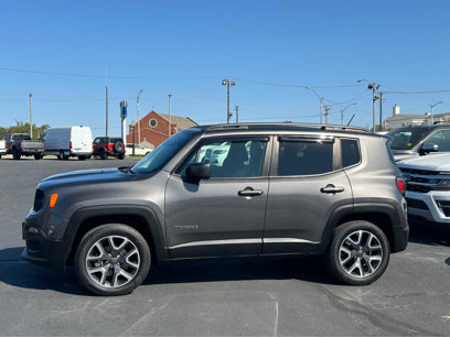 Used 2016 Jeep Renegade Latitude w/ Safety & Security Group