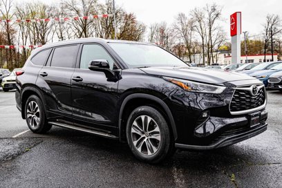 Used 2022 Toyota Highlander XLE