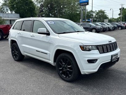 Used 2020 Jeep Grand Cherokee Altitude