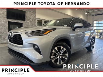 Used 2024 Toyota Highlander XLE