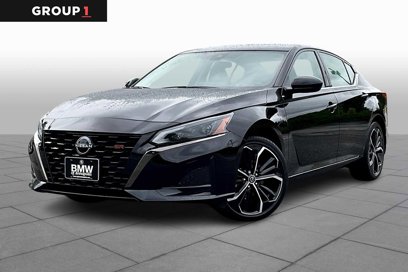 Used 2023 Nissan Altima 2.5 SR w/ SR Premium Package