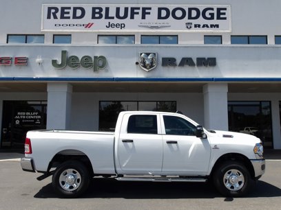 New 2024 RAM 2500 Tradesman w/ Chrome Appearance Group