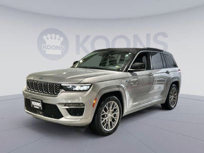 Used 2023 Jeep Grand Cherokee Summit w/ Advanced Protech Group IV